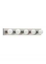 Generation Lighting - Seagull US 4735-98 - Center Stage Five Light Wall / Bath